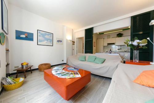 Foto de una habitación de Alquileres Vacacionales Hintown La Finestra on the Piazzetta in Portofino
