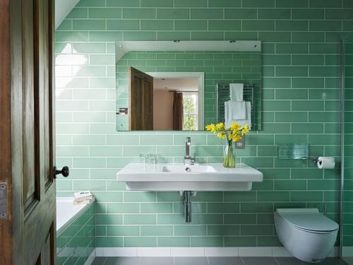 Bathroom – Hotel Cotswold Grange