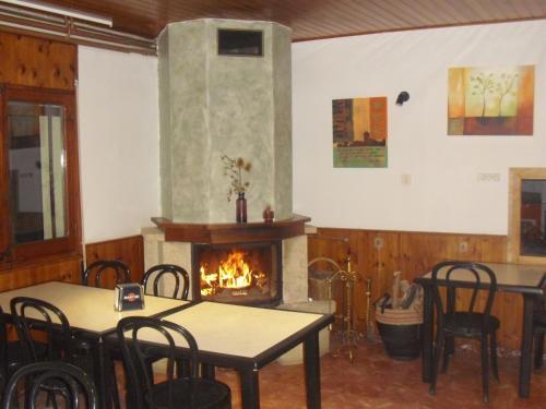 Facilities – Fonda Domingo