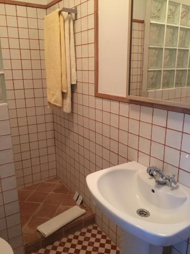 Bathroom – Casa Rural La Plazuela