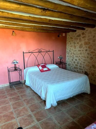 Room – Country House Masia de la Serra de la Cogulla