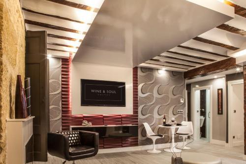 Foto de una habitación de Aparthotel Wine &amp;amp; Soul Suites