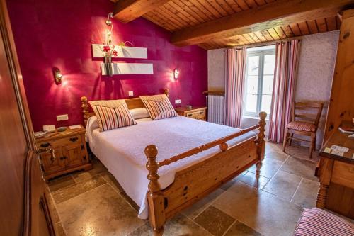 Foto de una habitación de L&amp;#039; Escapade Hôtel &amp;amp; Restaurant