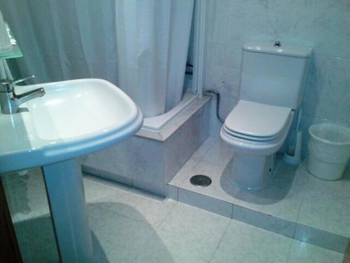 Foto del baño de Hotel Ramos