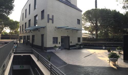 Foto del exterior de Hotel H La Cabaña