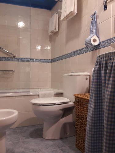 Foto del baño de Escuder Apartamentos Turísticos