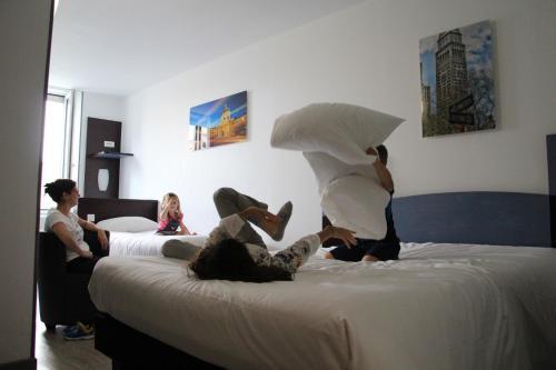 Foto de una habitación de The Originals Access, Hôtel Bourges Gare