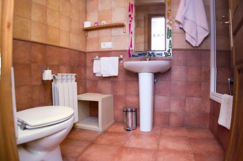 Bathroom – Hostal Rural La Tintoreria