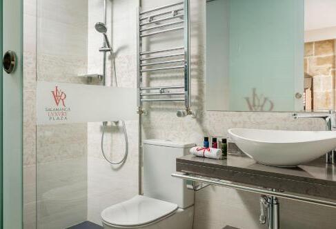 Foto del baño de Salamanca Luxury Plaza