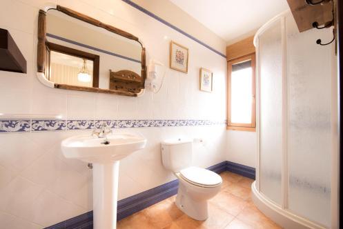 Foto del baño de Hotel Quintanares