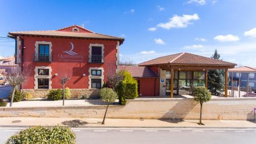 Foto del exterior de Hotel Quintanares