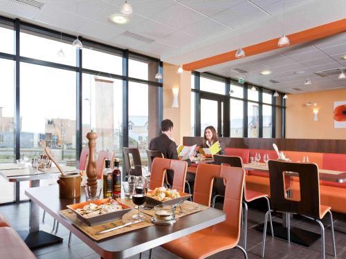Foto de restauración de Hotel ibis Beauvais Aeroport