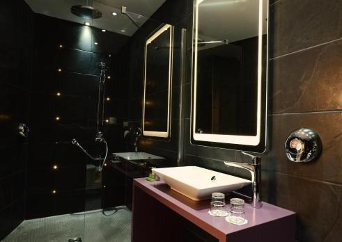 Bathroom – Hotel Abbatial Saint Germain