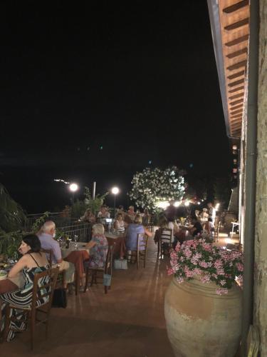 Foto de restauración de Villa Rica