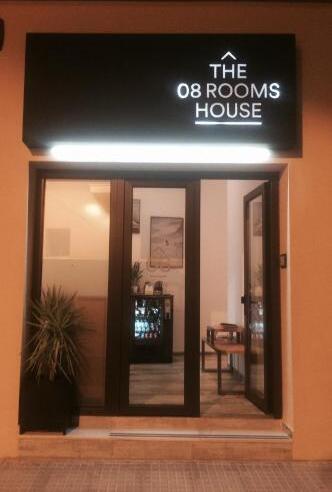 Foto del exterior de The 8 Rooms House