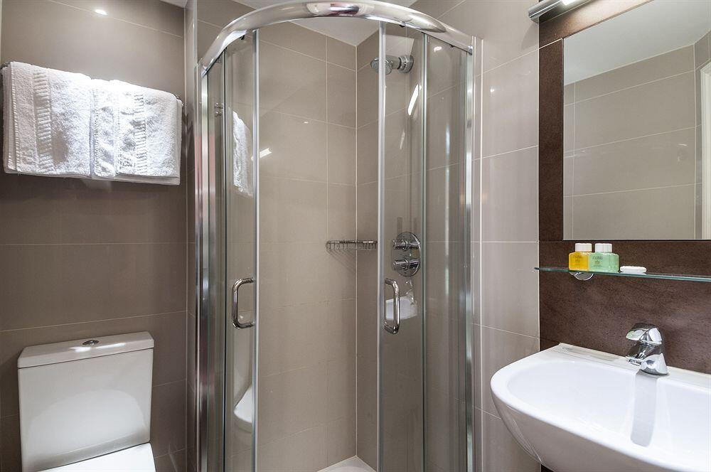 Foto del baño de The Judd Hotel