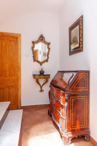 Foto de una habitación de CASA DE LA LUZ -Elegante Casco Antiguo 6-Hab-12PX