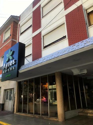 Foto del exterior de Hotel Ayres uoetsylra