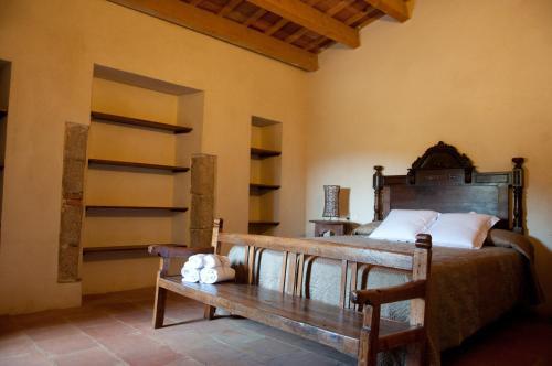 Room – Country House Can Margarit