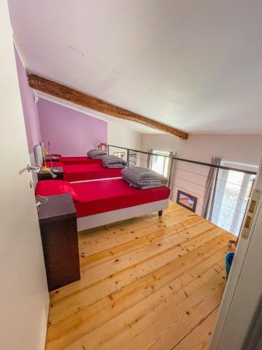 Foto de una habitación de Emerald Palace Family Hostel