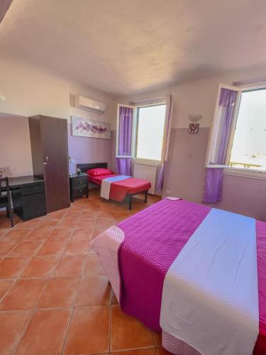 Foto de una habitación de Emerald Palace Family Hostel