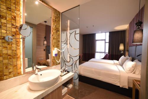 Foto del baño de Hotel Mercure Selangor Selayang
