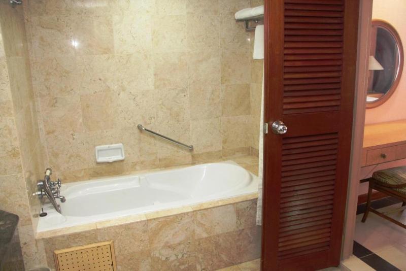 Foto del baño de Complejo Corus Paradise Resort Port Dickson
