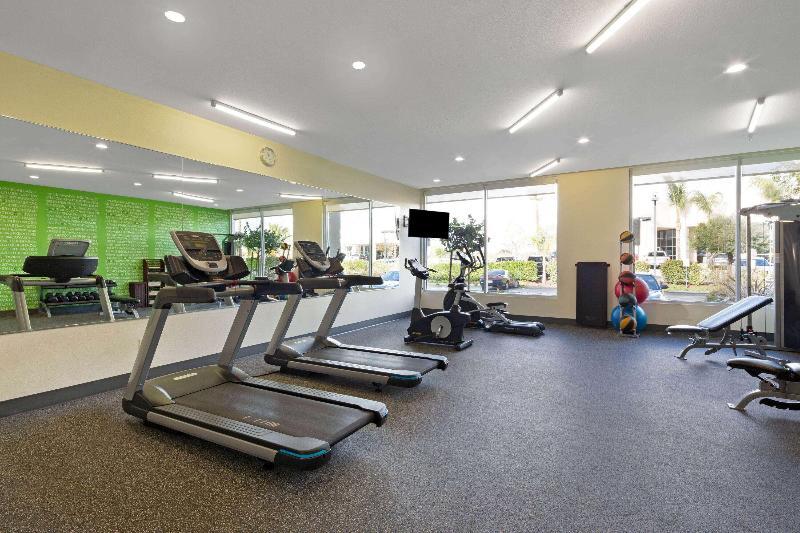 Foto de los servicios de Hotel La Quinta by Wyndham Morgan Hill-San Jose South