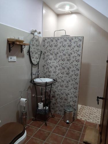 Bathroom – Casa Rural &amp;quot;Los Aperos&amp;quot;