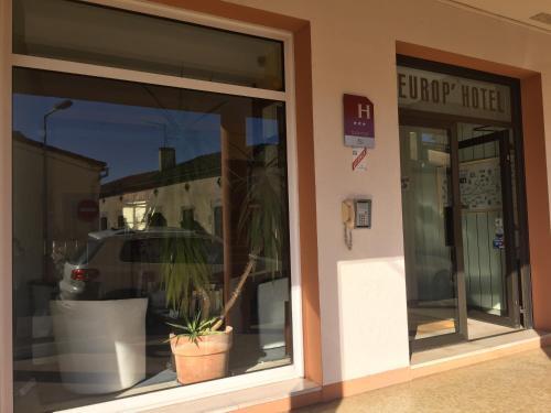 Foto del exterior de Europ&amp;#039;Hotel Bergerac