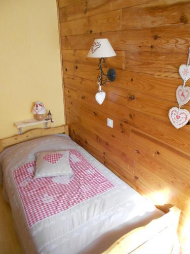 Foto de una habitación de Hôtel L&amp;#039;Orée du Bois