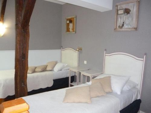 Foto de una habitación de Hôtel Picardia