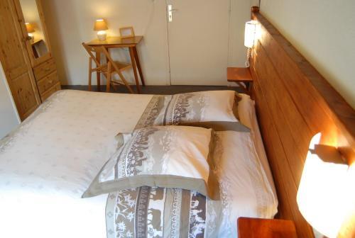 Foto de una habitación de Hôtel de l&amp;#039;Impossible