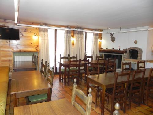 Foto de restauración de Hôtel Résidence Les Colchiques