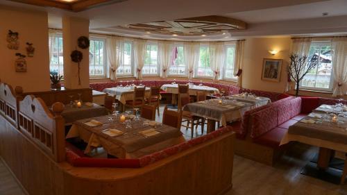 Foto de restauración de Albergo Conturina