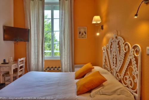 Foto de una habitación de Queen Serenity Hotel