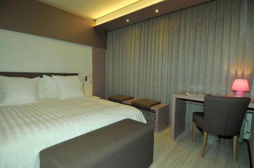Room – Hotel Forum