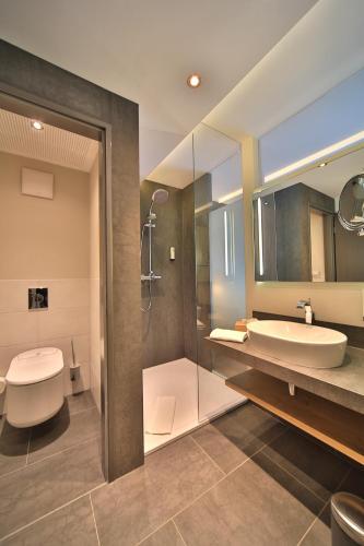 Foto del baño de Landidyll Hotel zum Freden