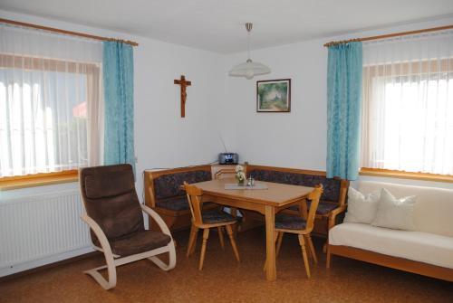 Room – Apartment Maierhof