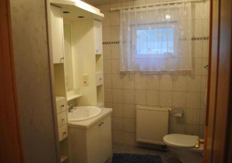 Bathroom – Apartment Maierhof