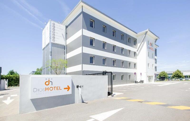 Foto del exterior de Dios Hotel