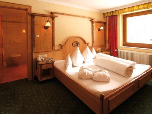 Room – Burghotel Alpenglühn