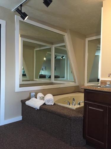Photo – Hotel The Beach Haus - Traverse City