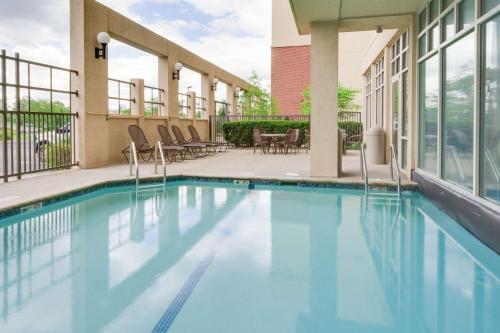 Facilities – Hotel Drury Inn &amp;amp; Suites Middletown Franklin