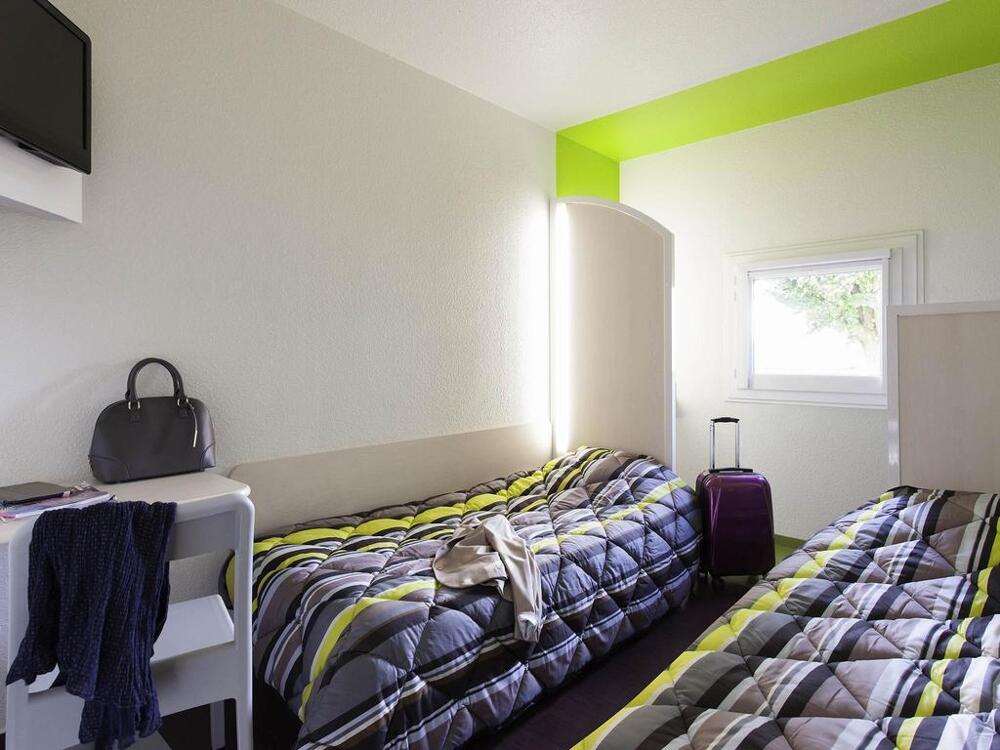 Foto de una habitación de hotelF1 Saintes