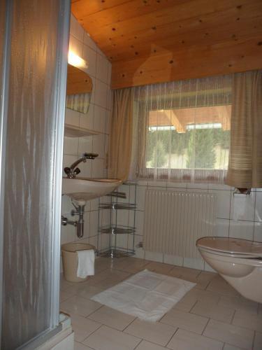 Bathroom – Apartments Haus Maria