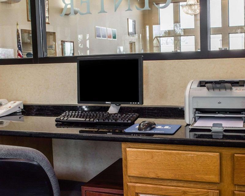 Photo – Hotel Comfort Suites Hagerstown Area