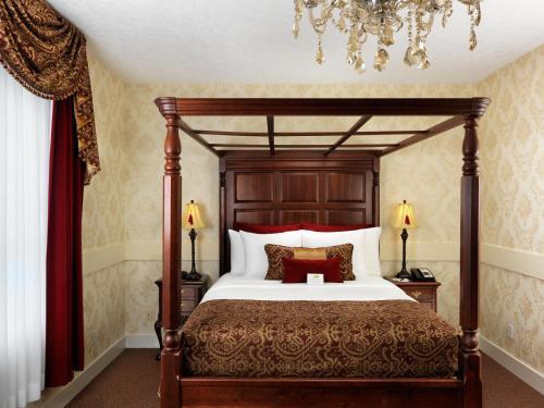 Room – Hotel The Gatsby Mansion