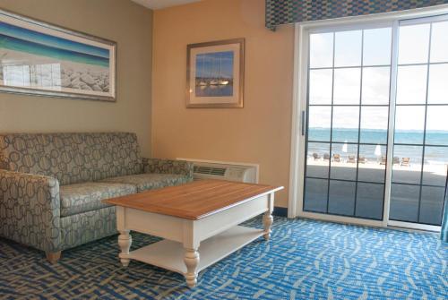 Room – Grand Beach Resort Hotel