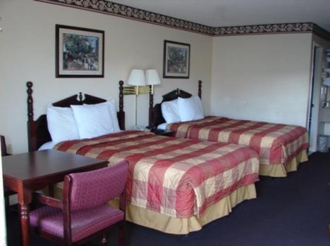 Room – Motel Royal Inn - Anniston